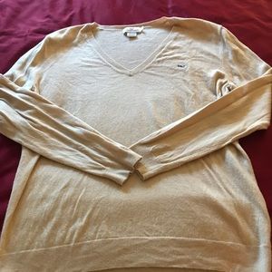 Vineyard vines L light weight v neck